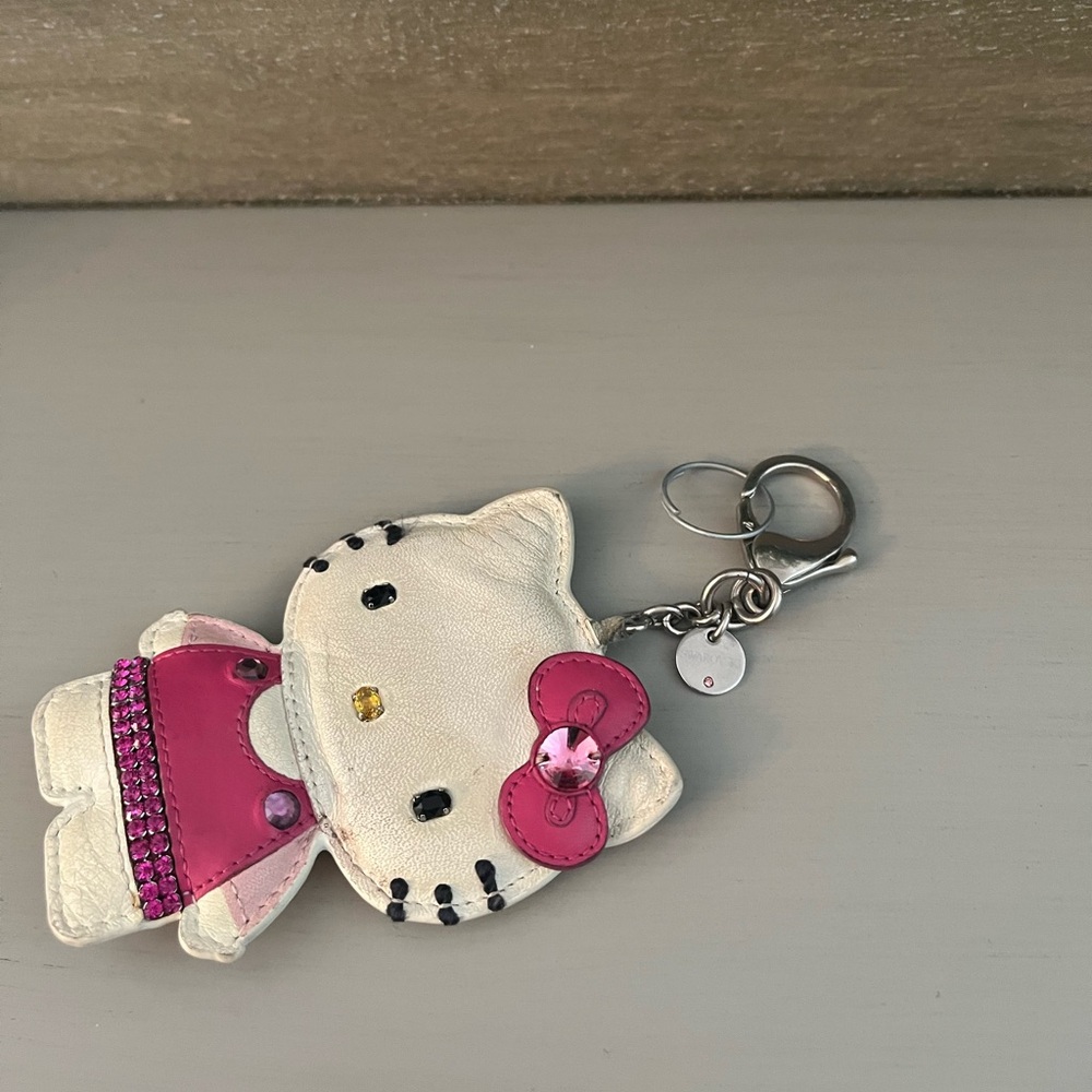 Swarovski X Sanrio Leather Hello Kitty Keychain / Bag Charm with Pink Accents - Picture 9 of 9